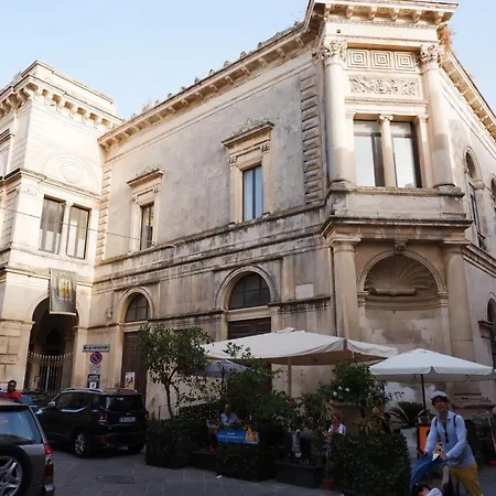 San Giuseppe, Nel Cuore Di Ortigia